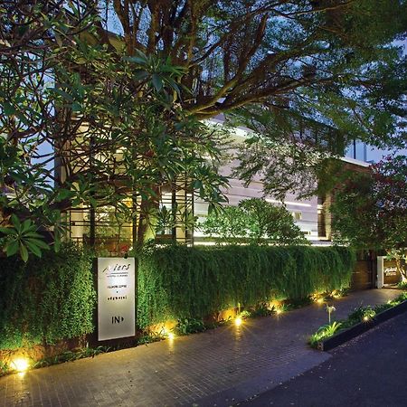 Miers Kuningan, Artotel Curated Jakarta Luaran gambar