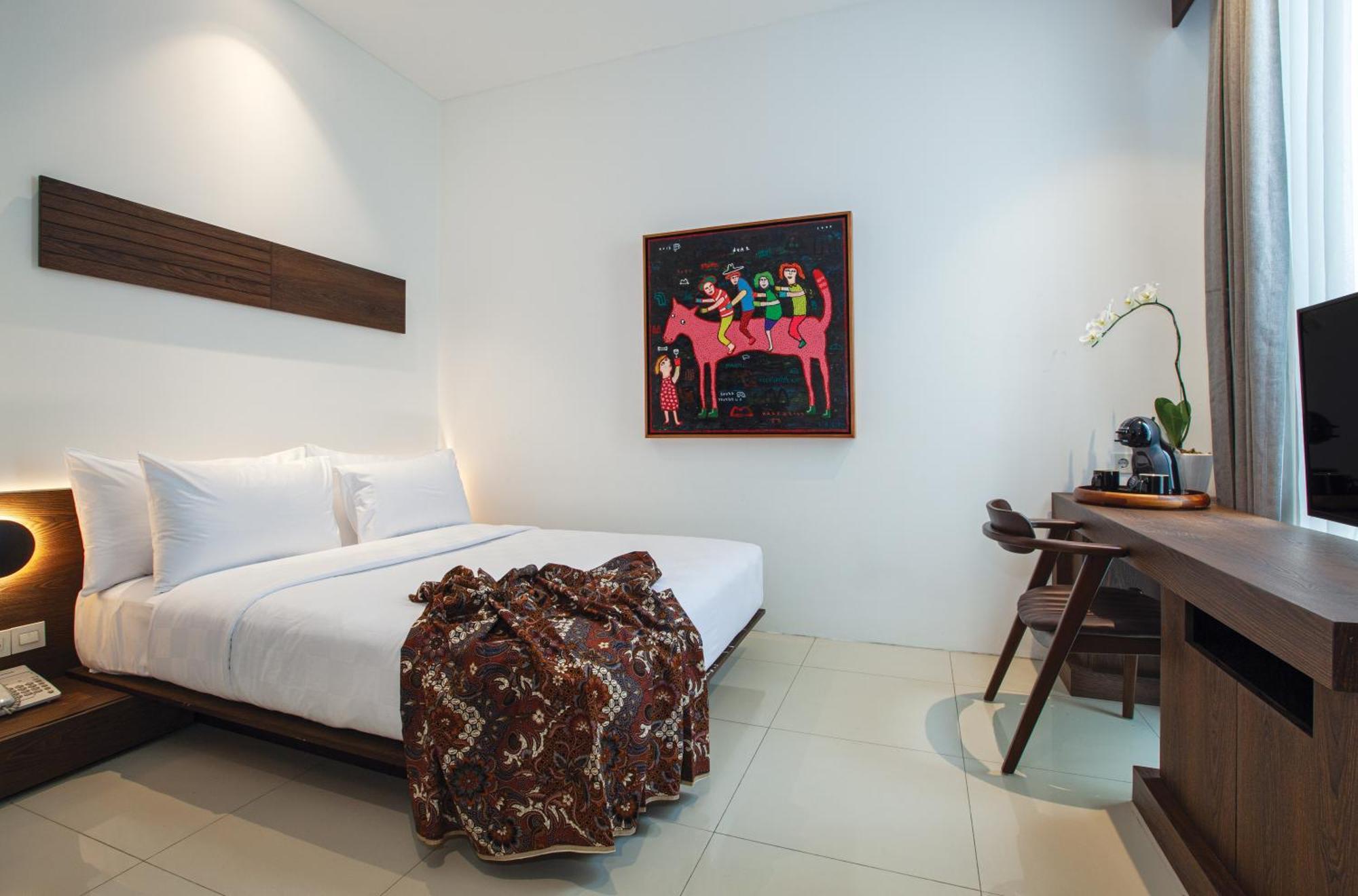 Miers Kuningan, Artotel Curated Jakarta Luaran gambar