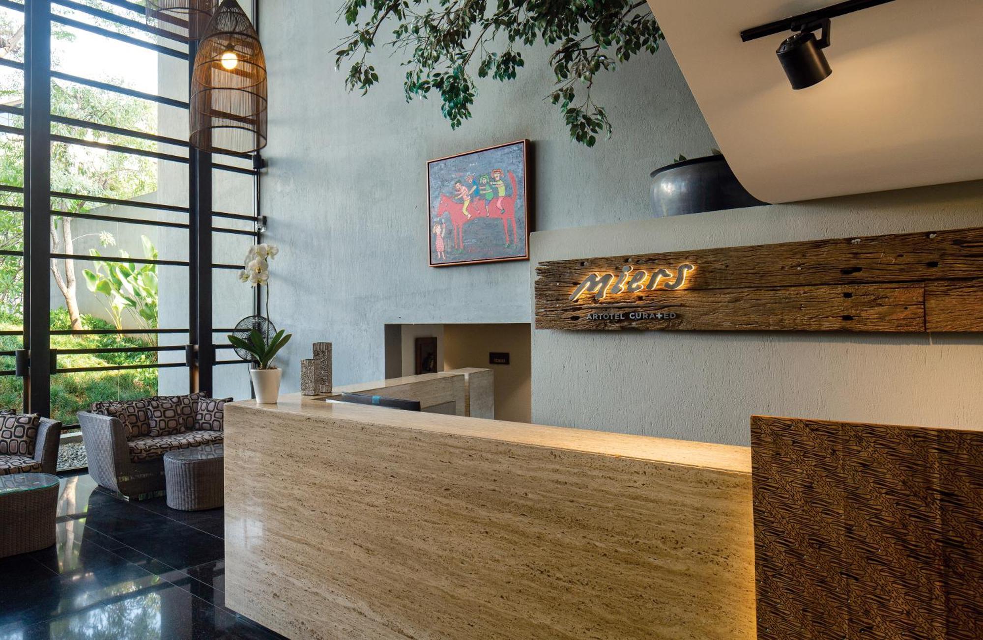 Miers Kuningan, Artotel Curated Jakarta Luaran gambar